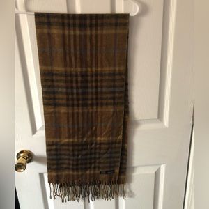 Totes Acrylic Scarf Plaid Design with Fringes